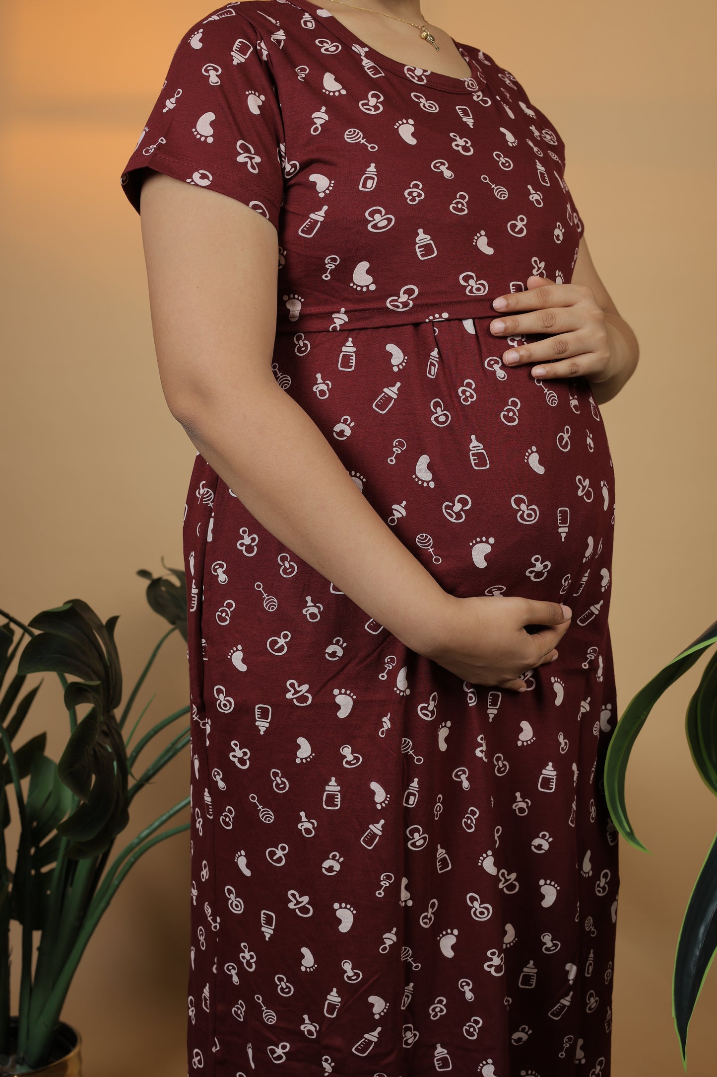 Jammies Haven Zipless Cotton Feeding & Nursing Gown in Maroon | ILTFBM01