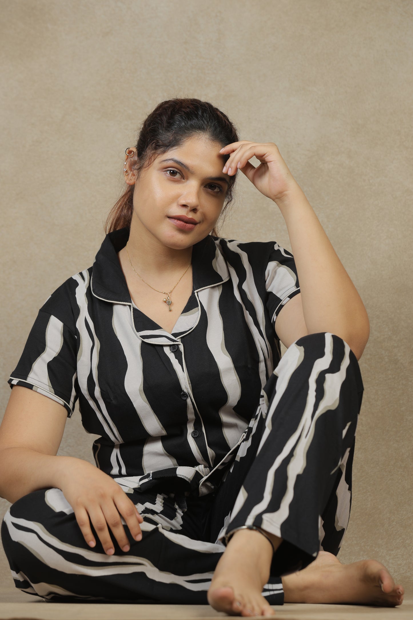Jammies Haven Premium Pajama Set in Black | 6761A