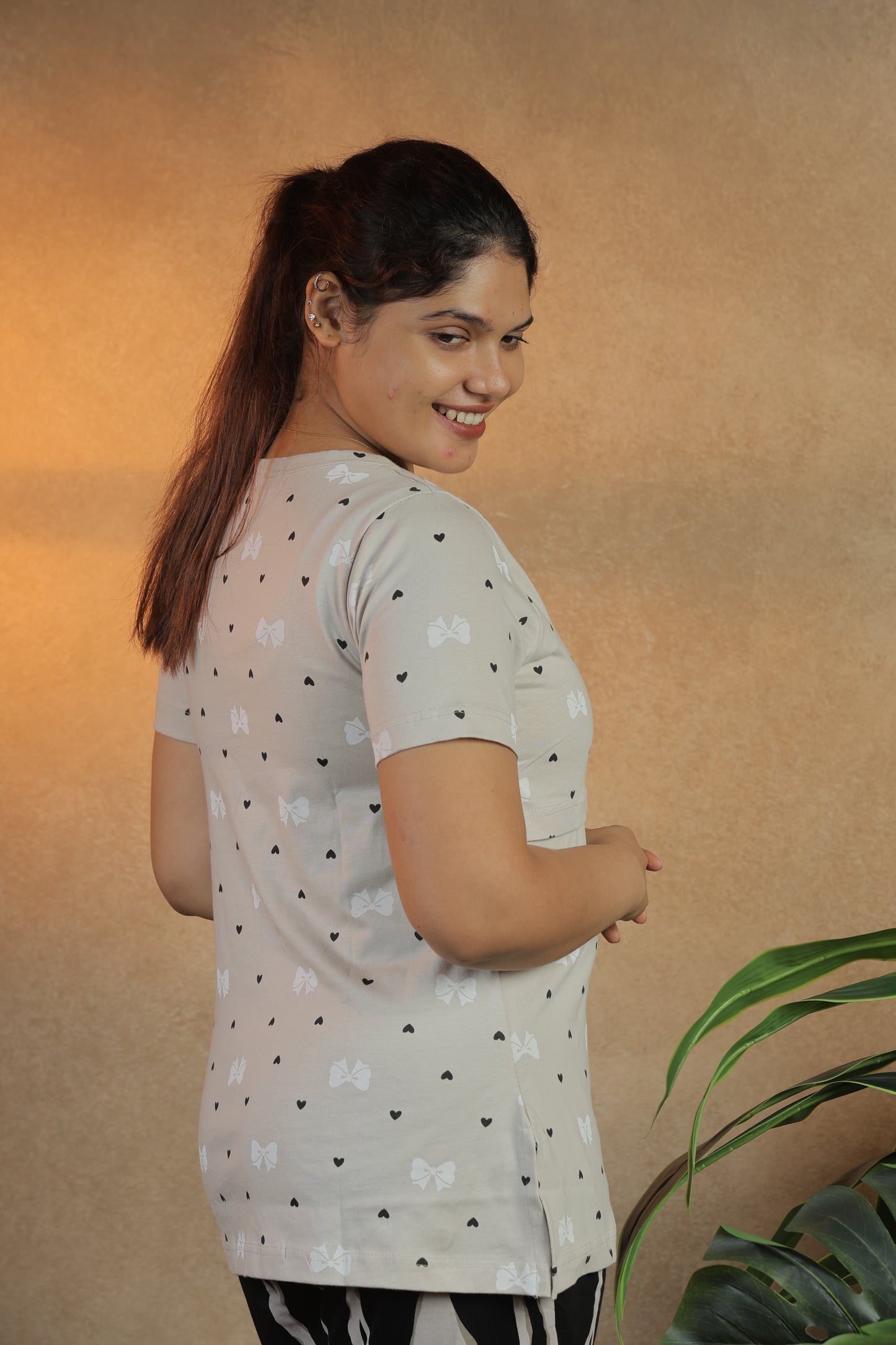 Jammies Haven Zipless Cotton Feeding Tee for Mothers | ILT01