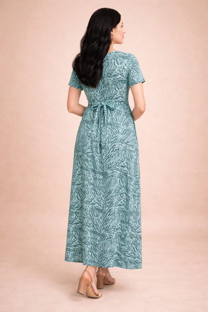 Jammies Haven Zipless Cotton Feeding & Nursing Gown – Tiger Stripe